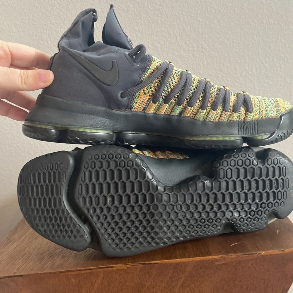 Nike Zoom KD9 Elite Limited Edition Multicolor Basketball Shoes, Men’s 8